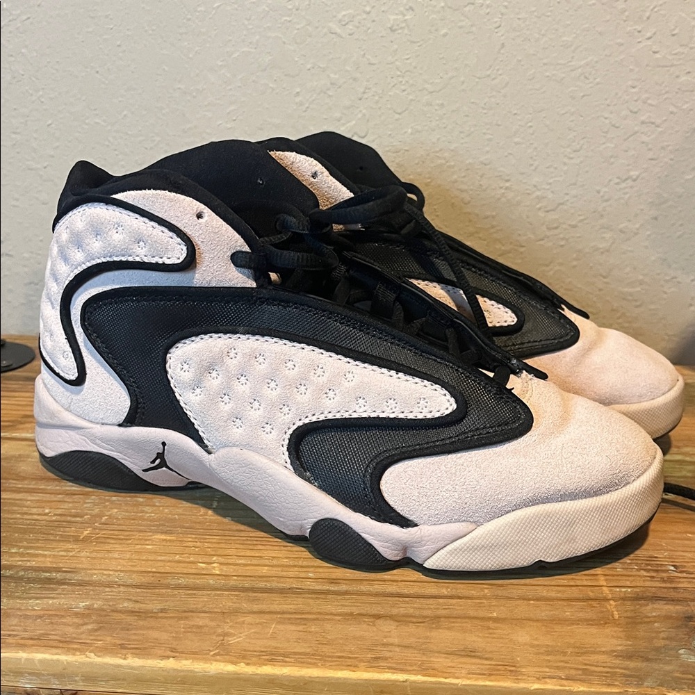 Women’s Air Jordan OG 'Barely Rose Sneakers size 7